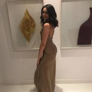 Meet your Posher, Camila